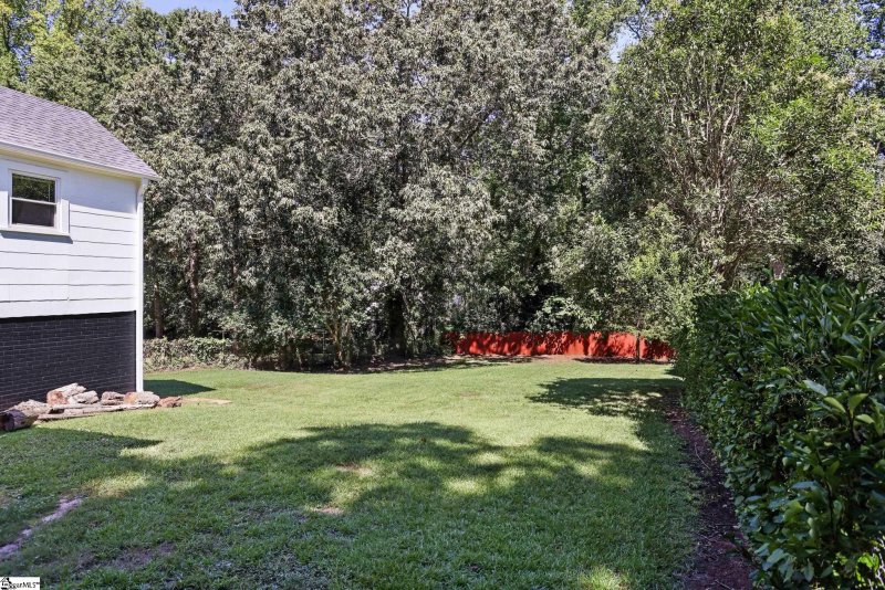 Property image 4 at 36 Beck Avenue, Greenville, SC 29605