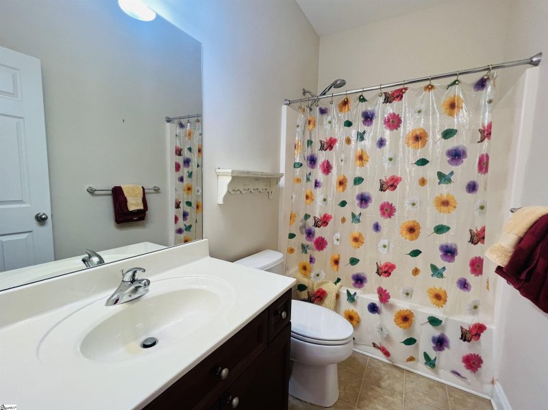 Property image 4 at 131 Trailside Lane, Greenville, SC 29607