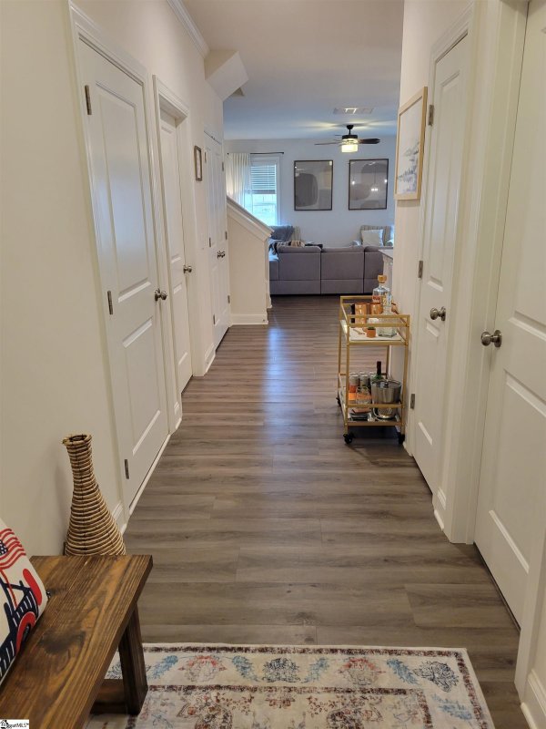 Property image 3 at 226 Braselton Street, Duncan, SC 29334