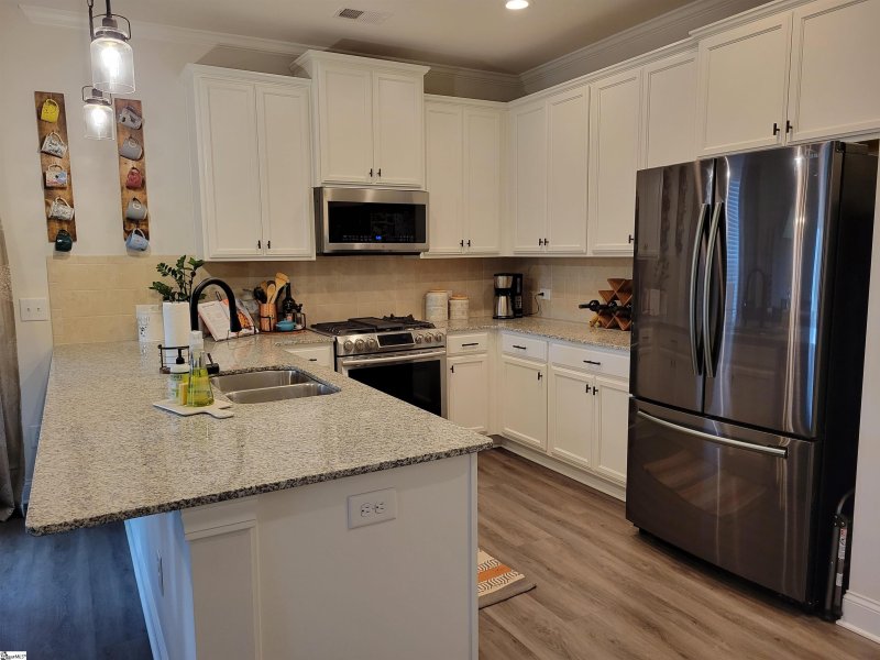 Property image 5 at 226 Braselton Street, Duncan, SC 29334