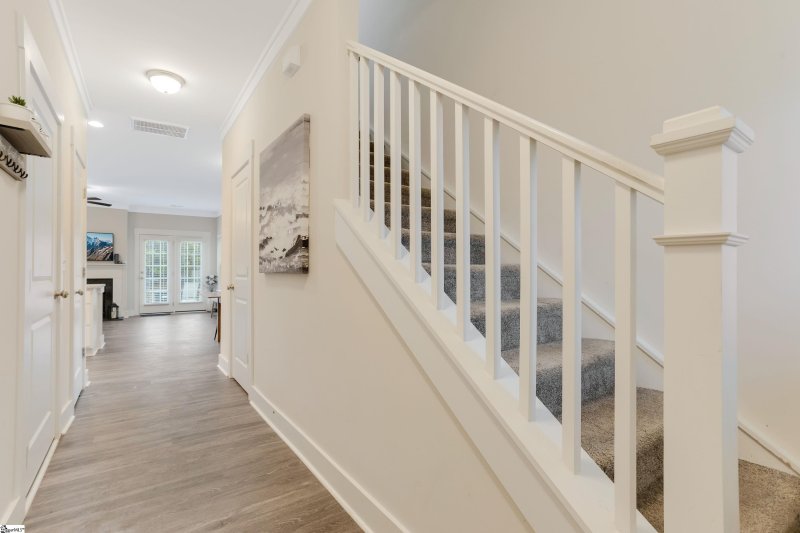 Property image 3 at 100 Bluet Lane, Taylors, SC 29687