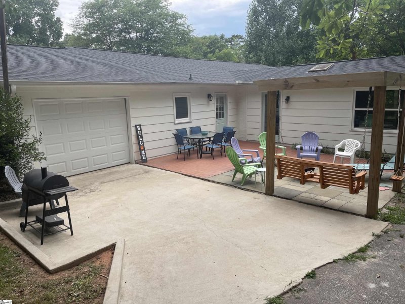 Property image 5 at 201 Bellview Drive, Taylors, SC 29687