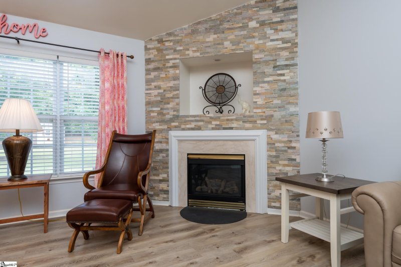 Property image 2 at 508 Carey Drive, Greer, SC 29651