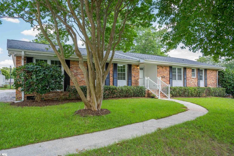 Property image 2 at 112 Waddell Road, Greenville, SC 29609