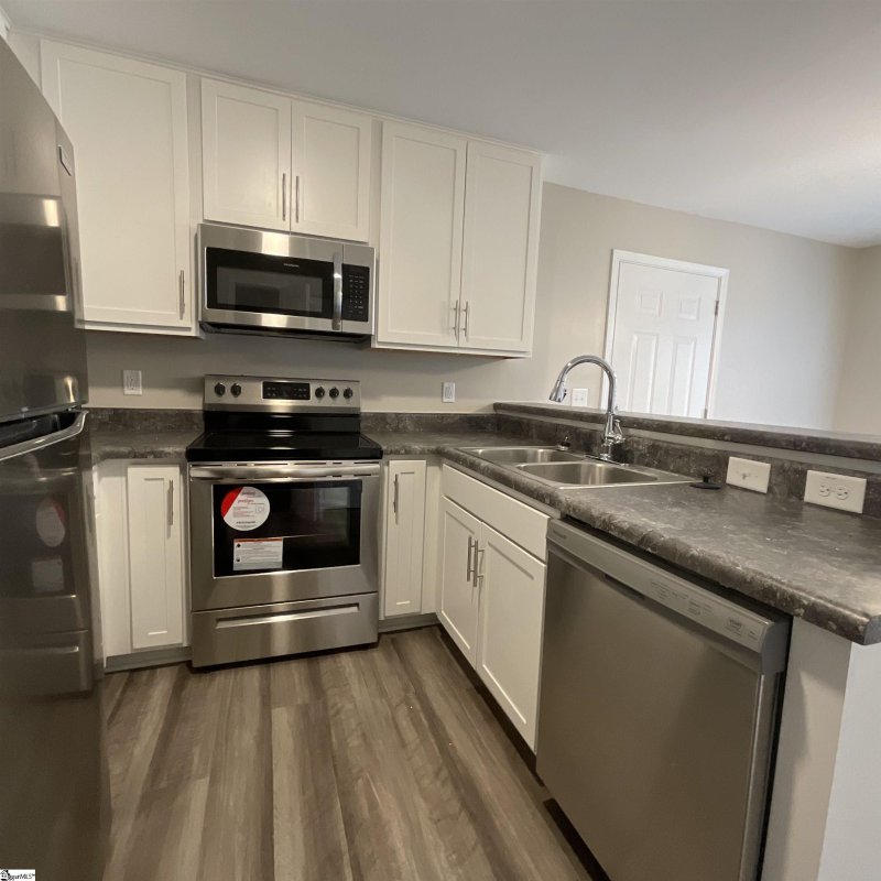 Property image 5 at 104 Scott Street, Greenville, SC 29606