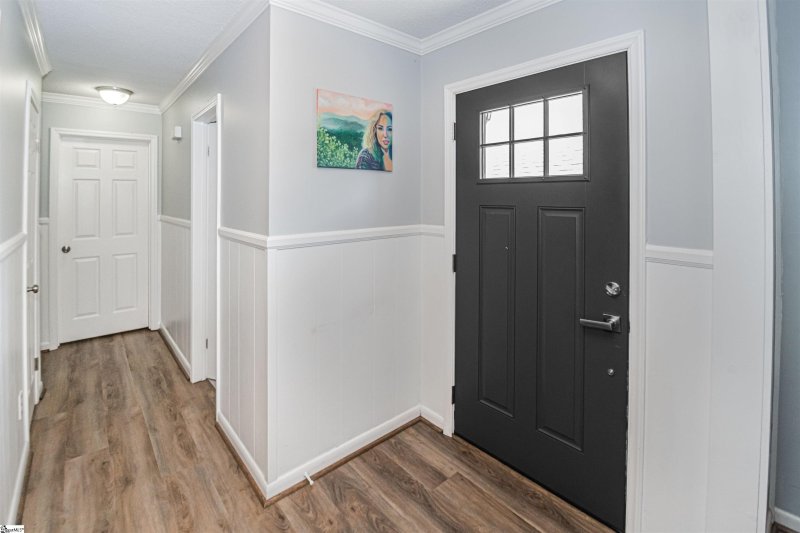 Property image 5 at 1006 Hollow Oak Drive, Taylors, SC 29687