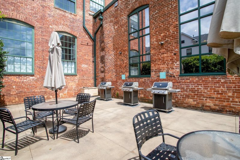 Property image 5 at 400 Mills Avenue, Greenville, SC 29605