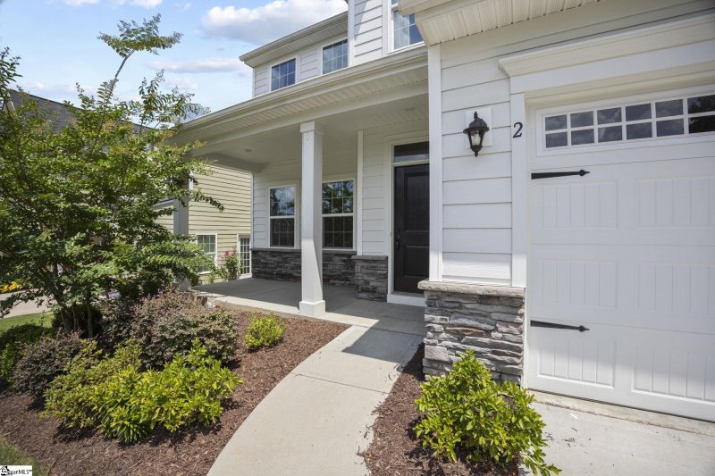 Property image 2 at 2 Waters Run Lane, Simpsonville, SC 29681