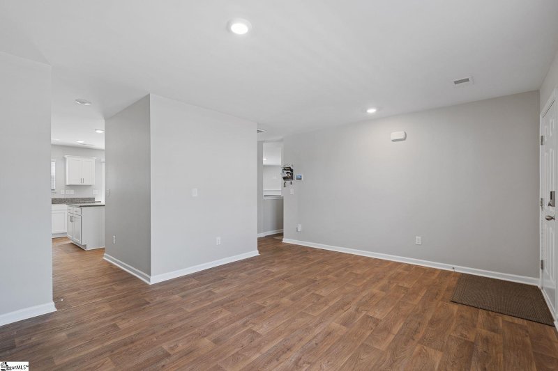 Property image 3 at 304 Millen Drive, Woodruff, SC 29388