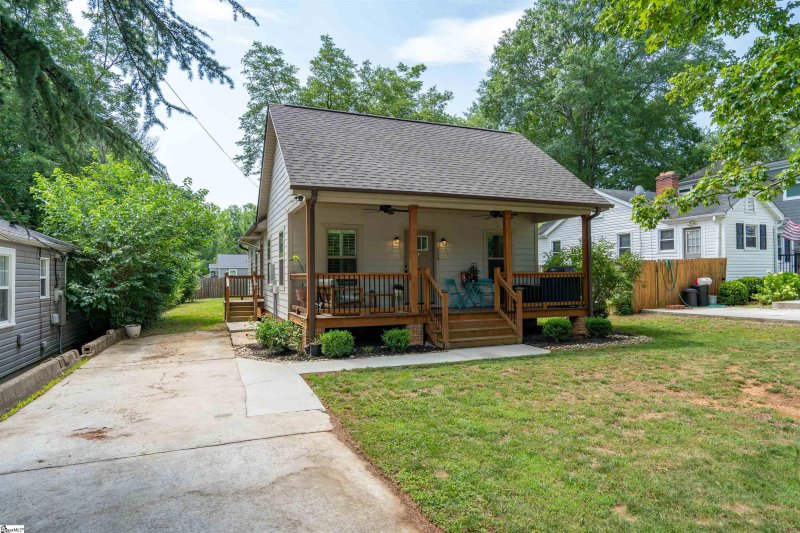 Property image 2 at 113 Cumberland Avenue, Greenville, SC 29607