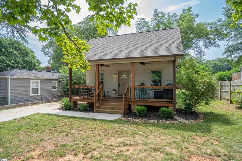 Property image 3 at 113 Cumberland Avenue, Greenville, SC 29607