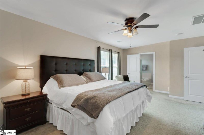 Property image 3 at 135 Hamilton Court, Easley, SC 29642-3066