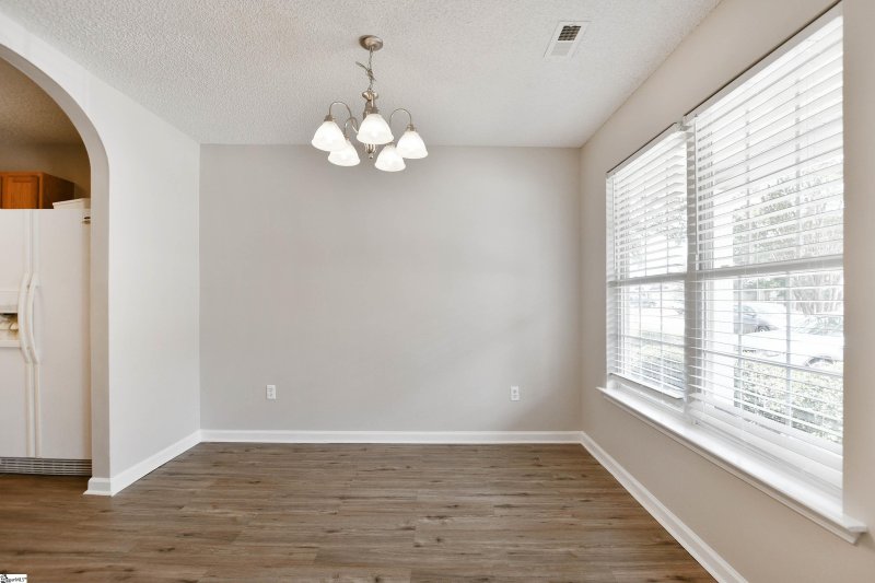 Property image 2 at 23 Maravista Avenue, Greenville, SC 29617