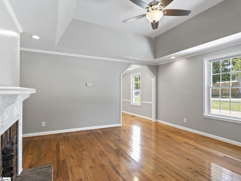 Property image 3 at 415 Connecticut Avenue, Greer, SC 29650