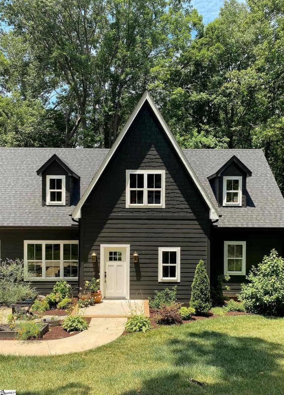 Property image 2 at 219 Covington Road, Greenville, SC 29617