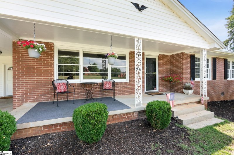 Property image 3 at 2704 Calrossie Road, Anderson, SC 29621