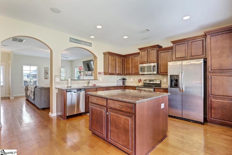 Property image 2 at 123 Rogers Mill Drive, Duncan, SC 29334