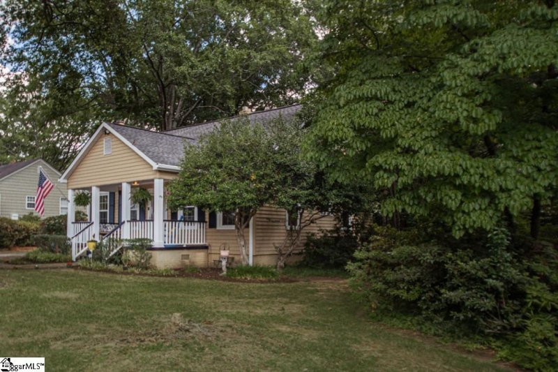 Property image 3 at 103 Willow Spriings Drive, Greenville, SC 29607