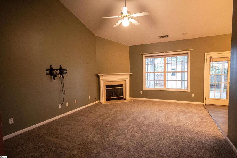 Property image 5 at 102 Sawyer Drive, Greenville, SC 29605