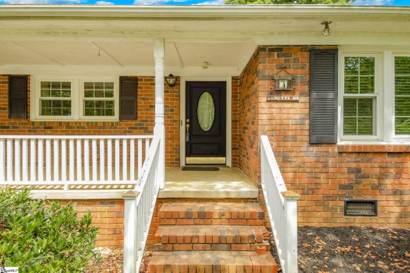 Property image 3 at 3 Annette Drive, Greenville, SC 29615