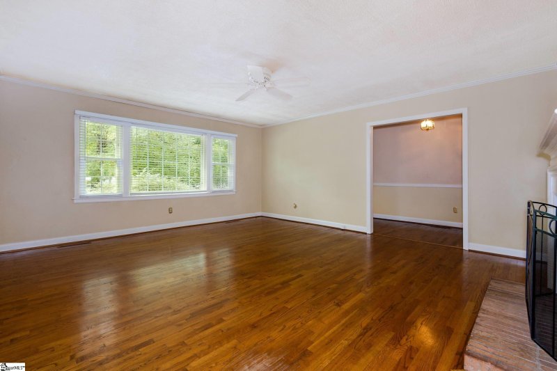 Property image 4 at 3 Annette Drive, Greenville, SC 29615