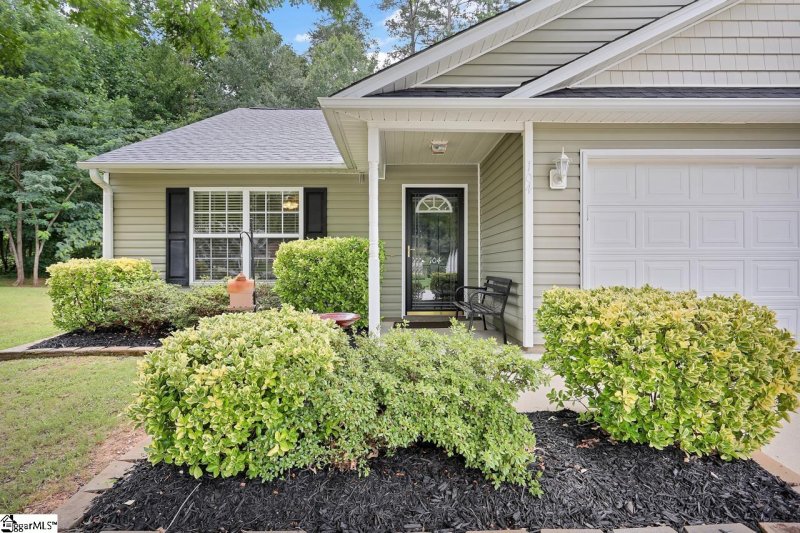 Property image 2 at 104 Saber Court, Greer, SC 29651