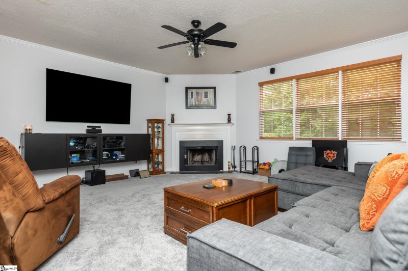 Property image 4 at 111 Kingsley Park Drive, Moore, SC 29369