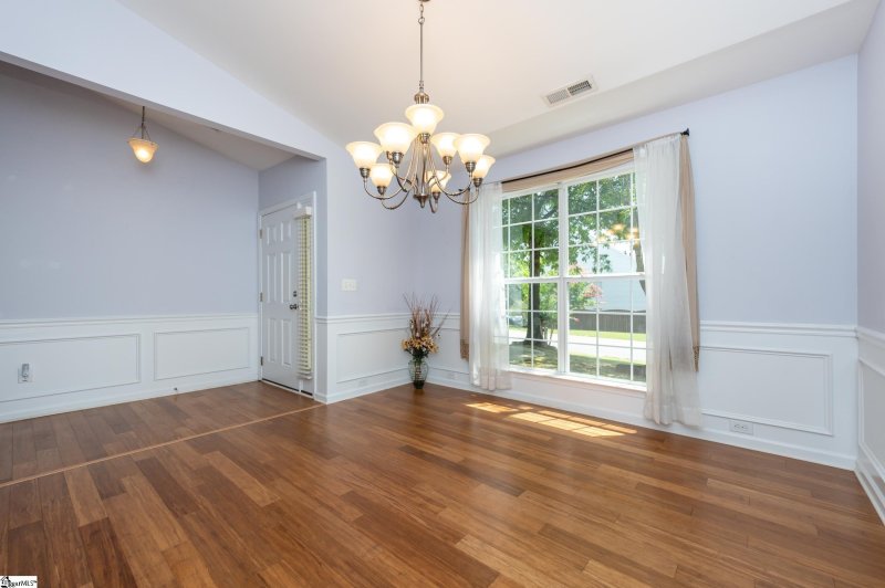 Property image 2 at 300 Appleton Lane, Mauldin, SC 29662