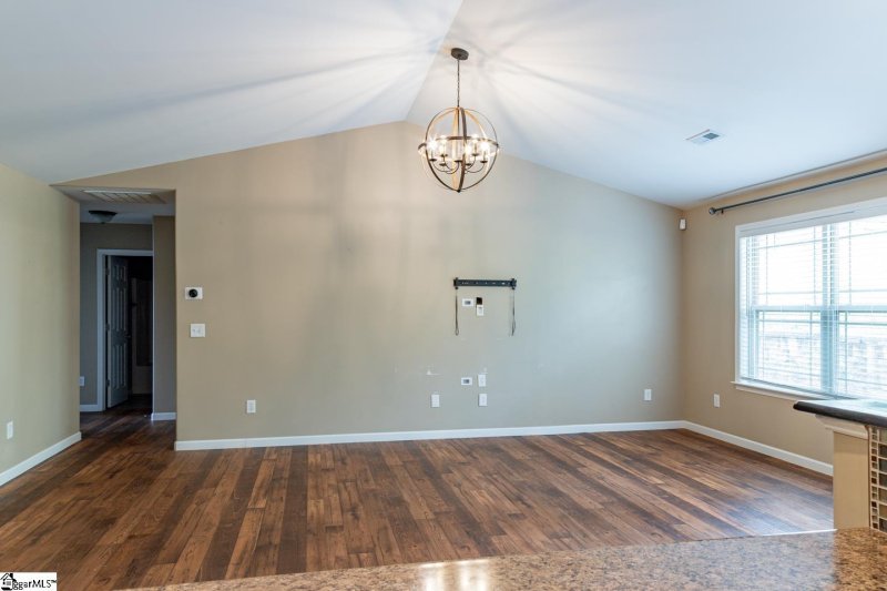 Property image 5 at 109 Mariner Court, Greer, SC 29650