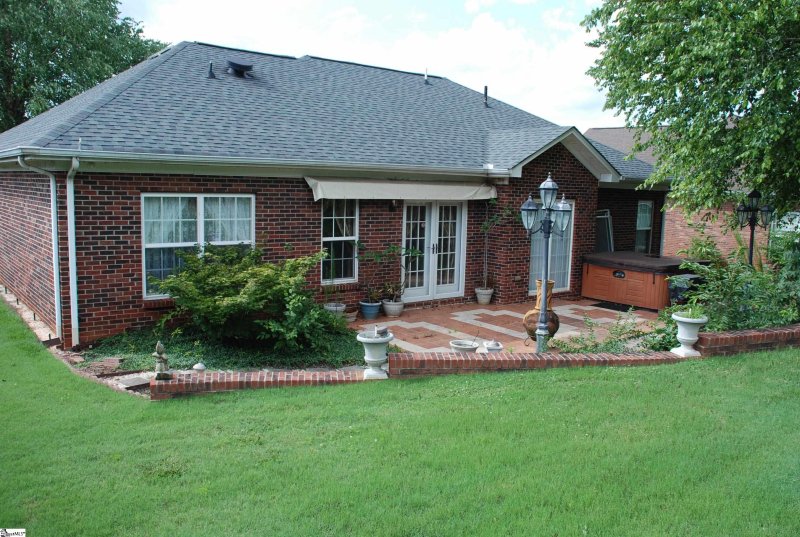 Property image 5 at 804 Palomino Court, Simpsonville, SC 29681