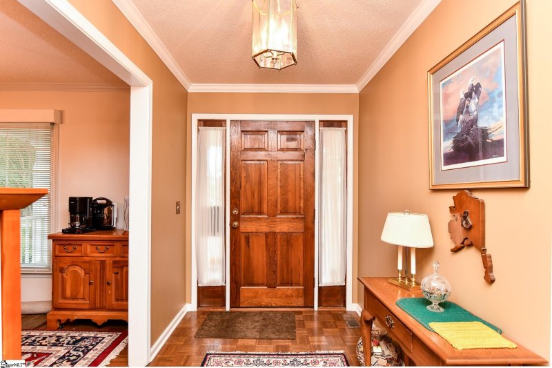 Property image 4 at 4 Burdock Court, Simpsonville, SC 29681