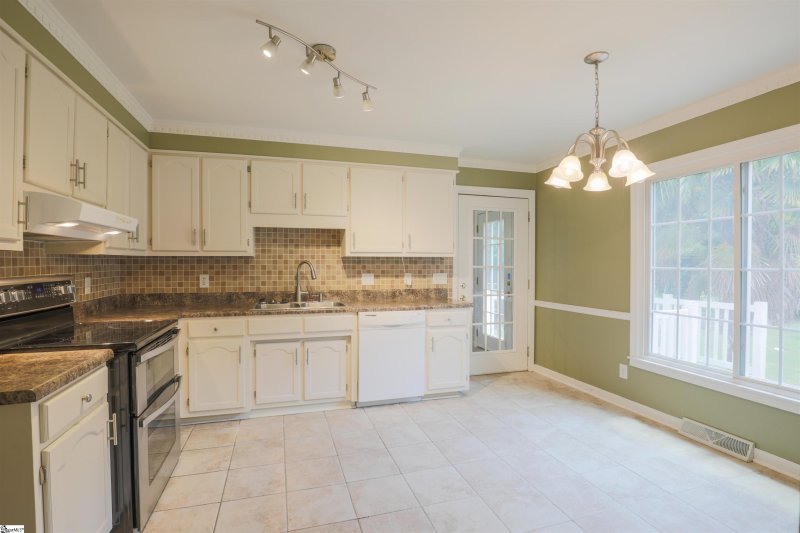 Property image 4 at 109 Harlequin Court, Simpsonville, SC 29681