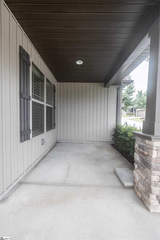 Property image 5 of 558 Ashler Drive in Greystone Cottages, Greer, SC 29651