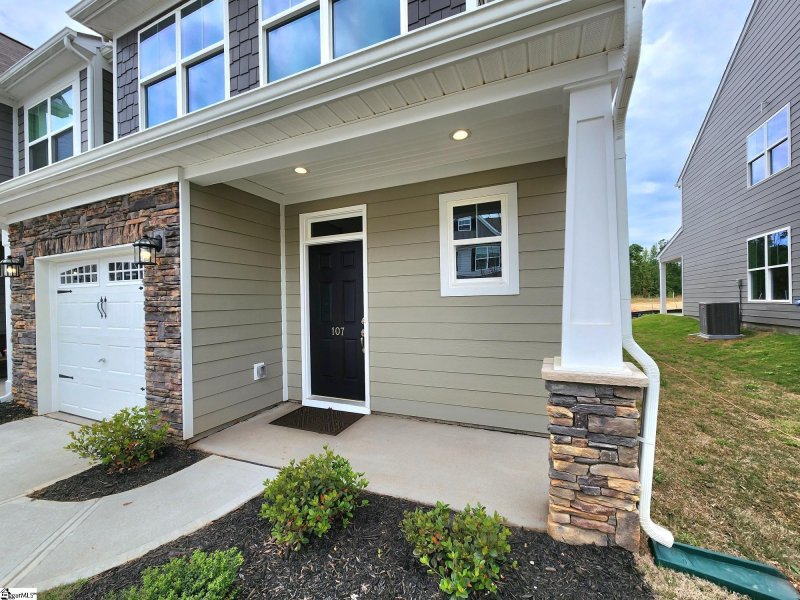 Property image 2 at 107 Cross Arbor Drive, Simpsonville, SC 29681