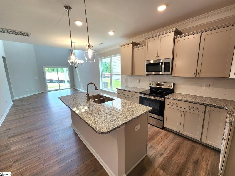 Property image 5 at 107 Cross Arbor Drive, Simpsonville, SC 29681