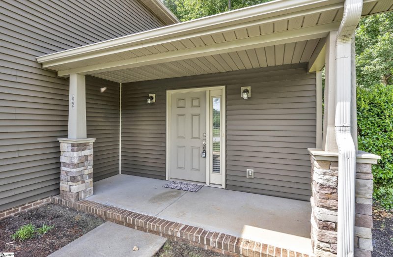 Property image 3 at 68 Juneau Court, Greenville, SC 29605