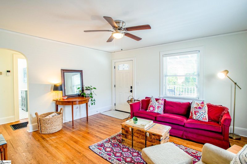 Property image 4 at 207 Landwood Avenue, Greenville, SC 29607