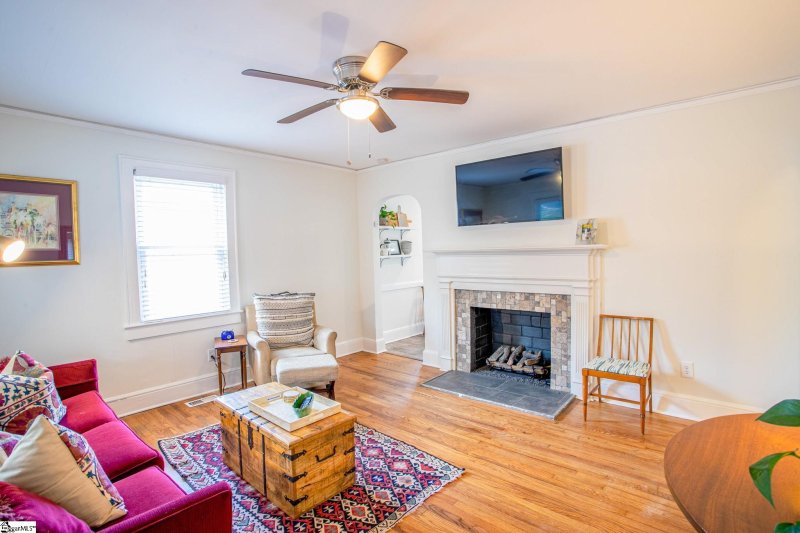 Property image 5 at 207 Landwood Avenue, Greenville, SC 29607