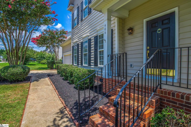 Property image 3 at 406 Rosehaven Way, Greer, SC 29651