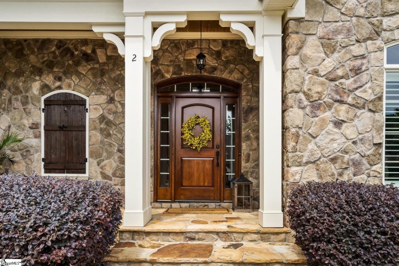 Property image 4 at 2 Henson Place, Greer, SC 29650