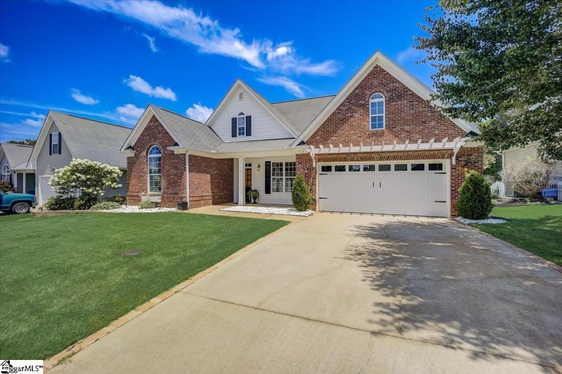 Property image 2 at 4 Brenleigh Court, Simpsonville, SC 29680