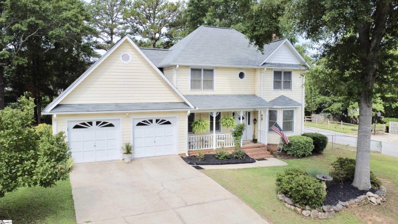 Property image 3 at 207 Spring Meadow Road, Simpsonville, SC 29680
