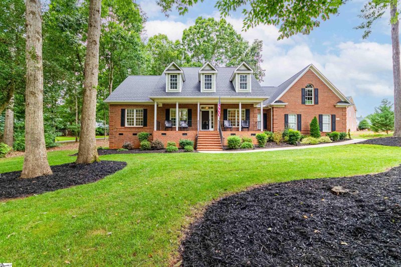 Property image 2 at 312 Whitfield Lane, Boiling Springs, SC 29316