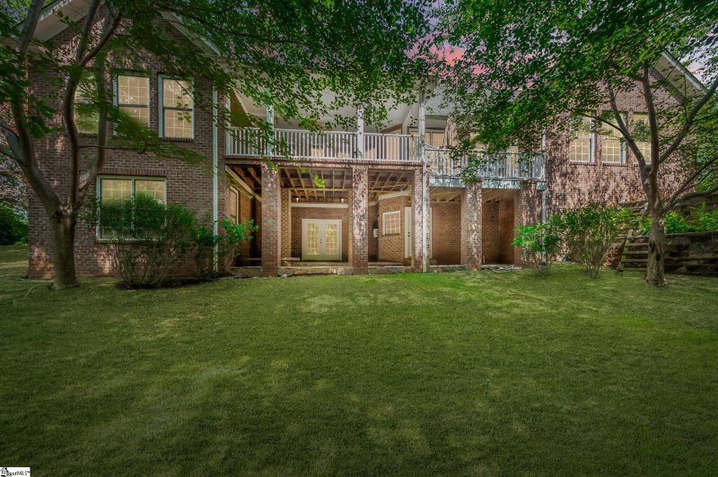 Property image 2 at 512 Bridlewood Lane, Spartanburg, SC 29301