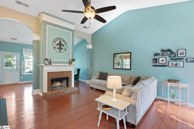 Property image 5 at 302 Waterton Way, Simpsonville, SC 29680