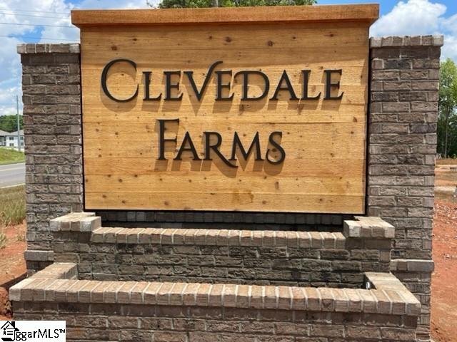 Property image 2 at 1223 N Norwhich Trail, Spartanburg, SC 29301