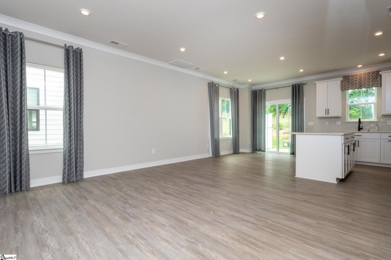 Property image 5 at 10 Connaught Court, Mauldin, SC 29662