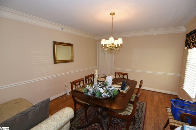 Property image 4 at 904 Willow Branch Drive, Simpsonville, SC 29680