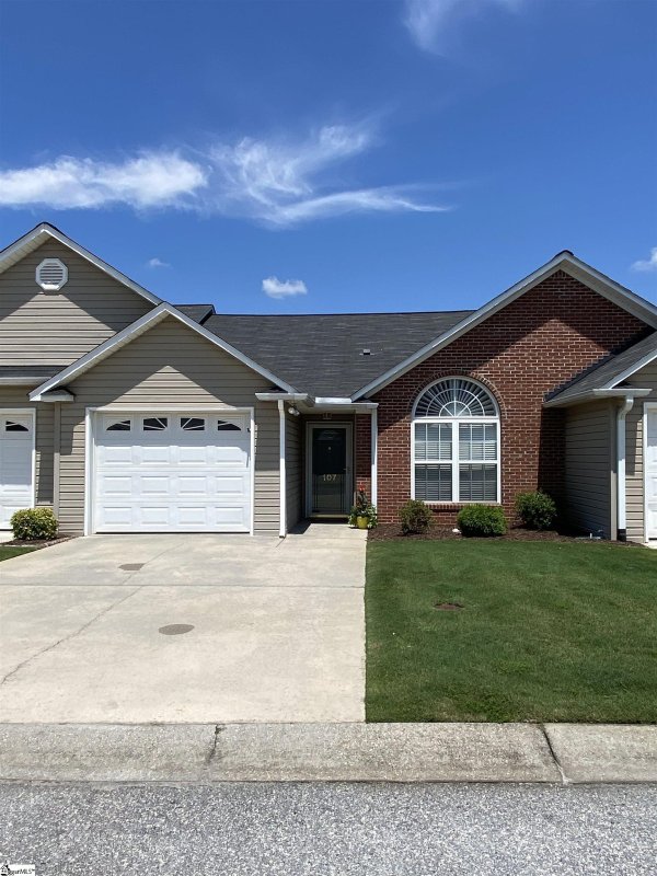 Property image 2 at 107 Rashford Way, Simpsonville, SC 29681