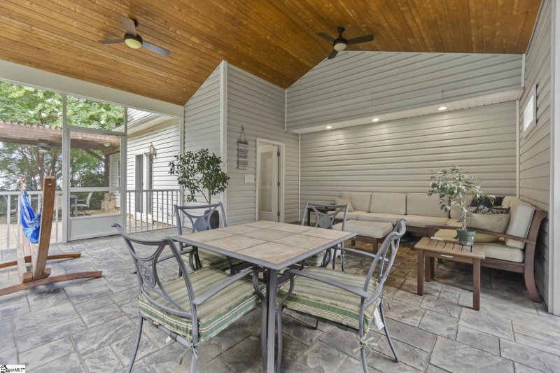 Property image 5 at 10 Stapleford Park Drive, Greenville, SC 29607